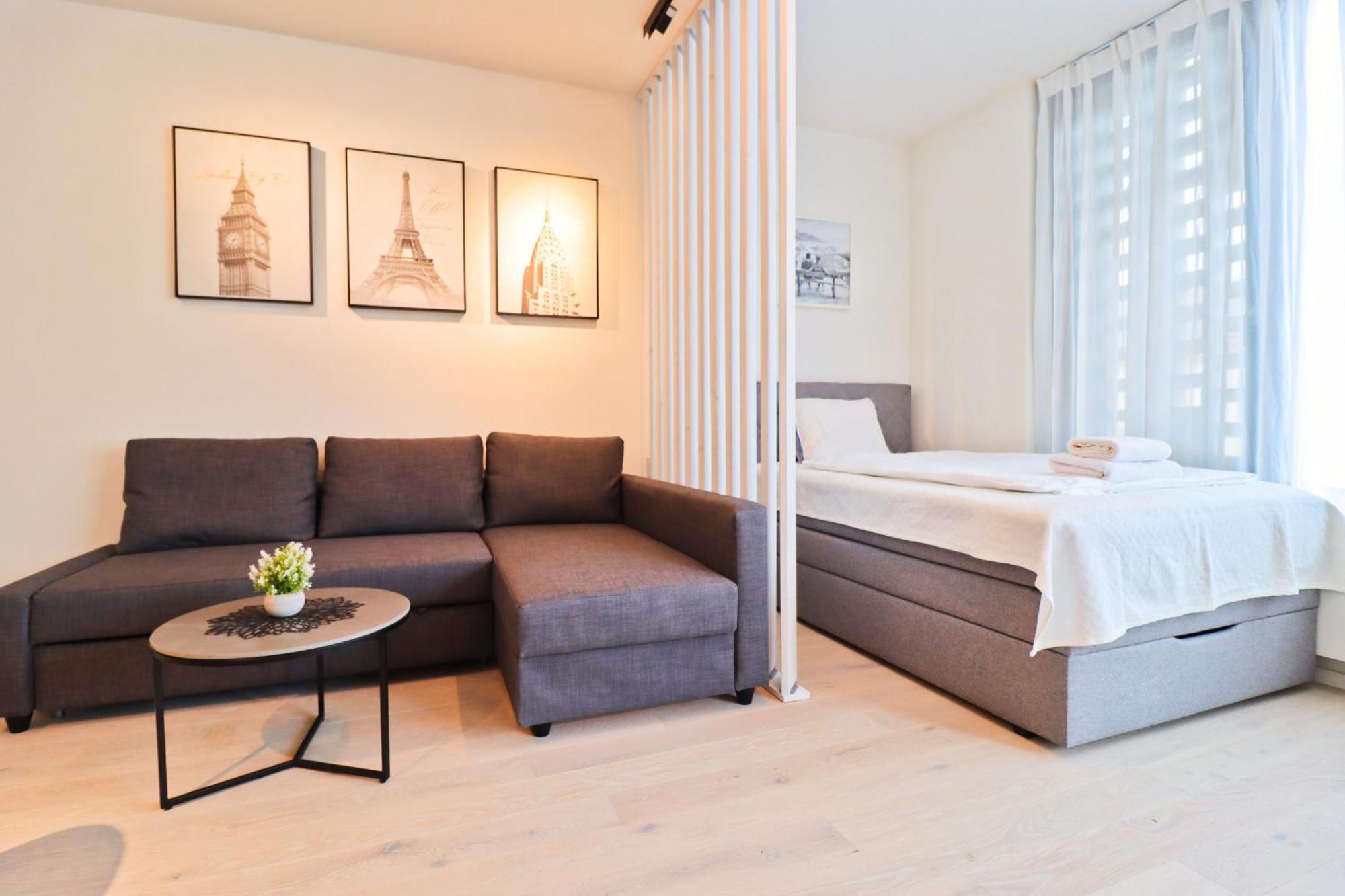 Sunny Apartment In Smichov, Prague 5 מראה חיצוני תמונה